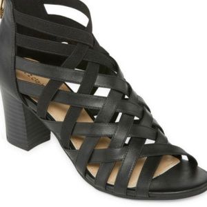 Liz Claiborne LC DEIDRA Black Heeled Sandals
